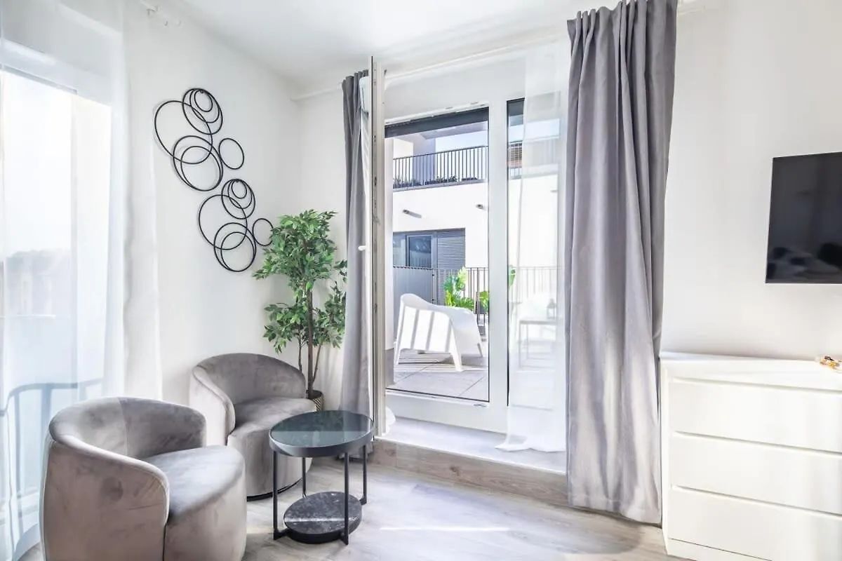 Fresh & Modern - With 2 Balconies Lägenhet Budapest Ungern