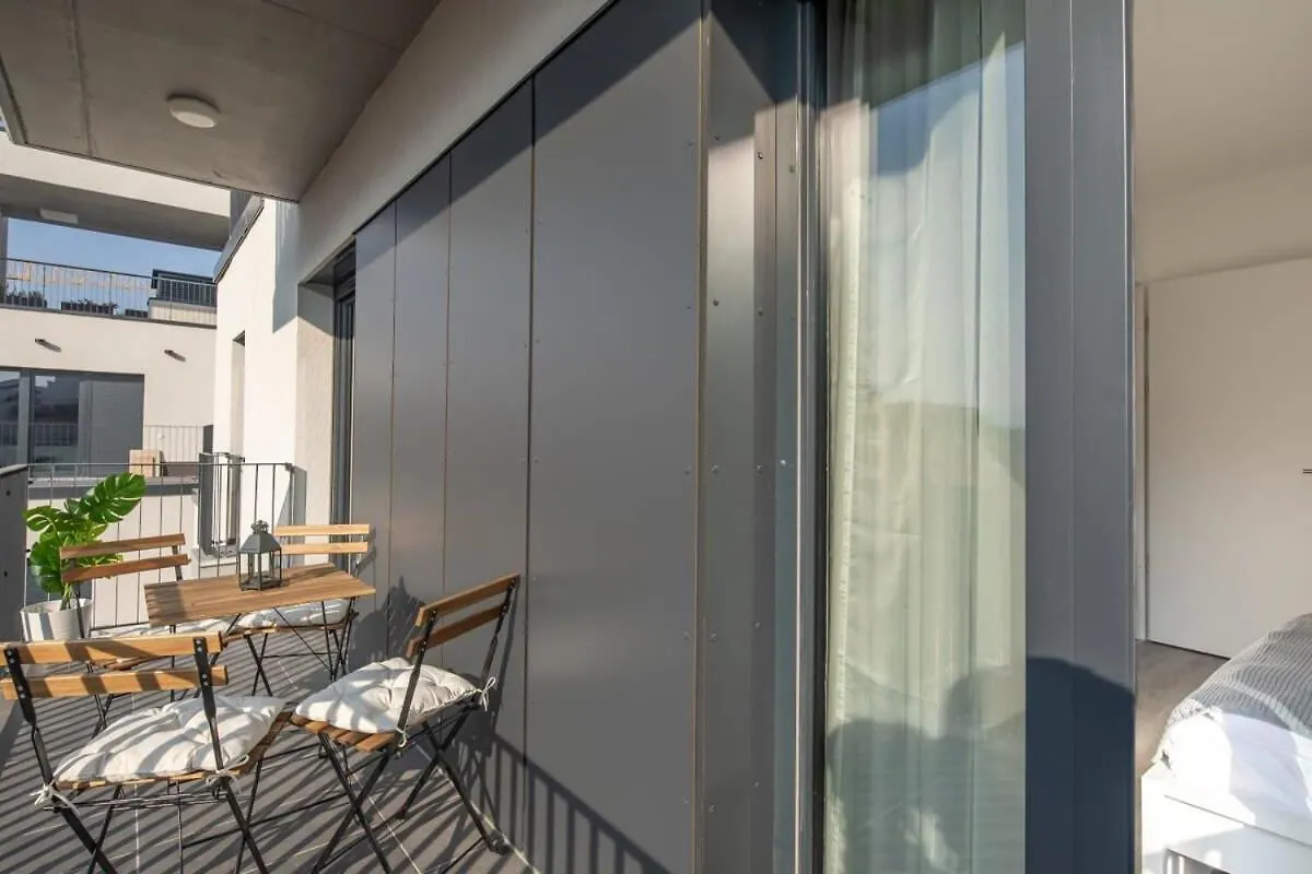 شقة Fresh & Modern - With 2 Balconies بودابست 0*,  المجر