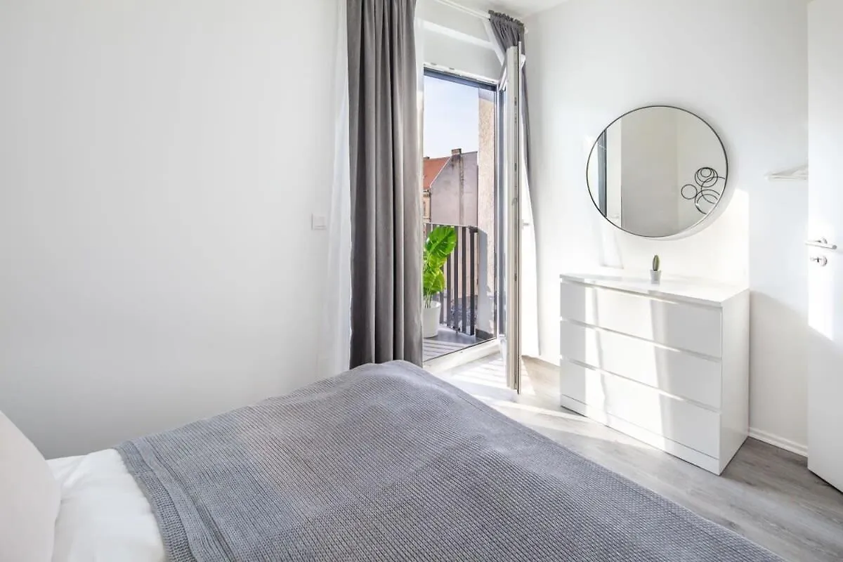 شقة Fresh & Modern - With 2 Balconies بودابست 0*,  المجر